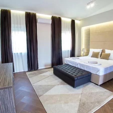 Luxury Imperial - With The Vineyard Views Villa *