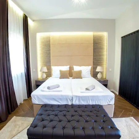 Luxury Imperial - With The Vineyard Views *