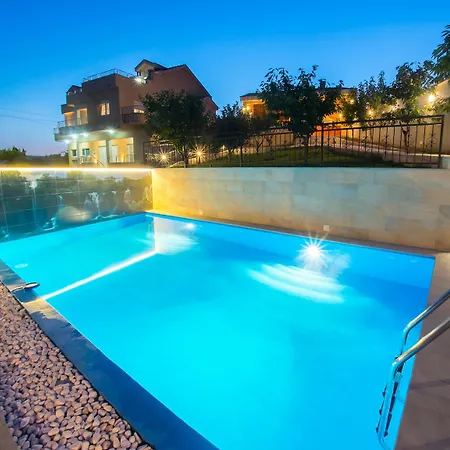 Villa Luxury Imperial - With The Vineyard Views Mostar